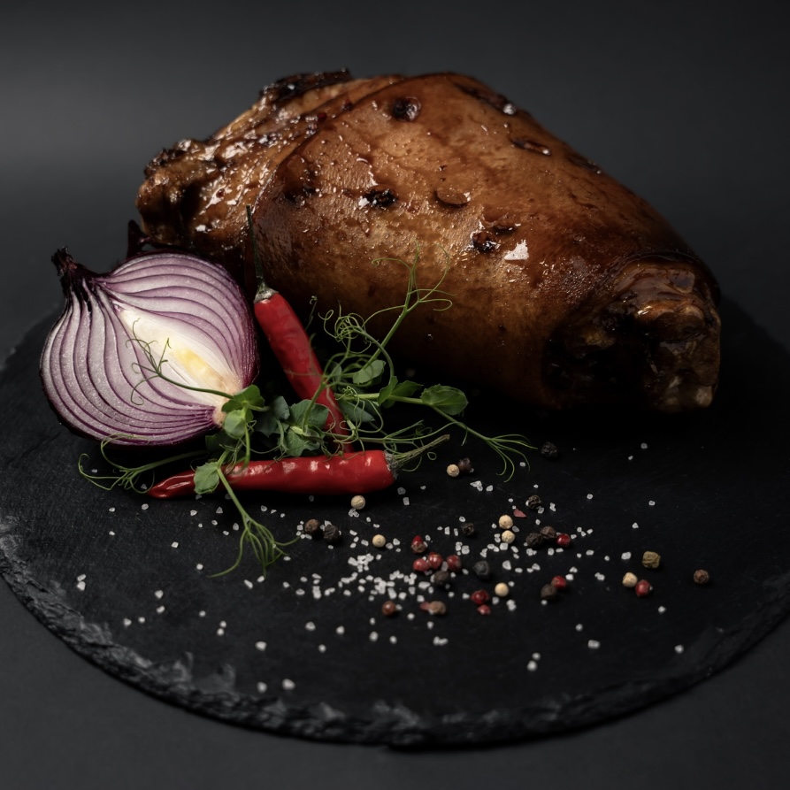 Խոզի ծունկ /2-4 անձի համար/