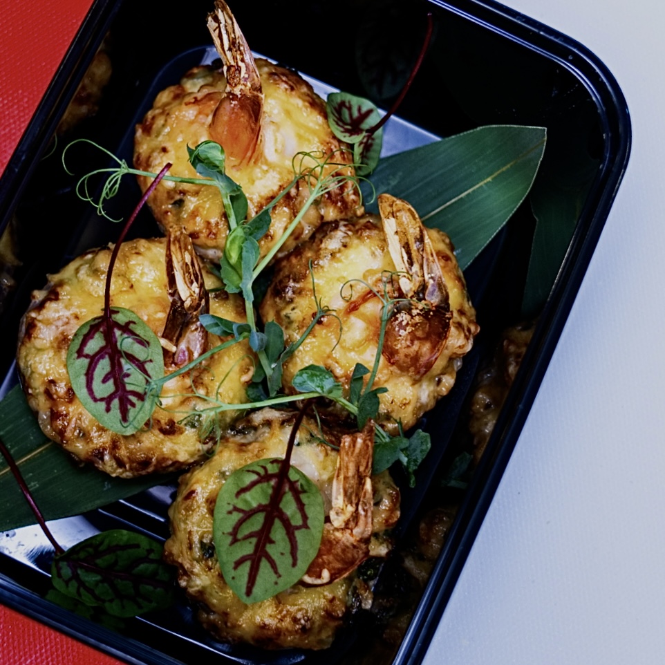 Շամպինիոն ծովախեցգետնով և պարմեզանով