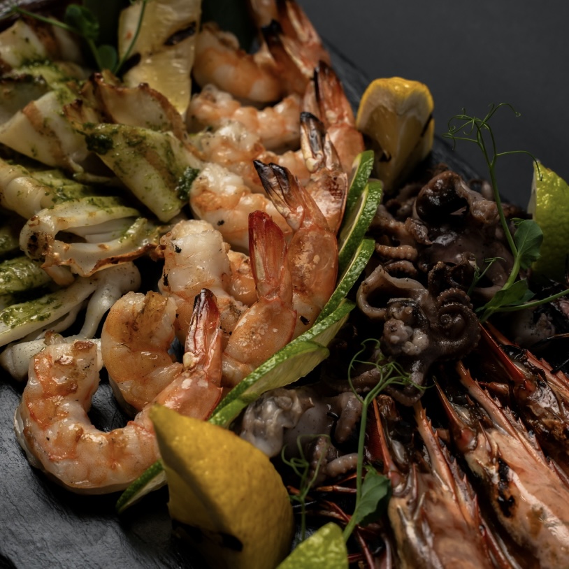 Ծովամթերքով Սեթ /3-4 անձի համար/